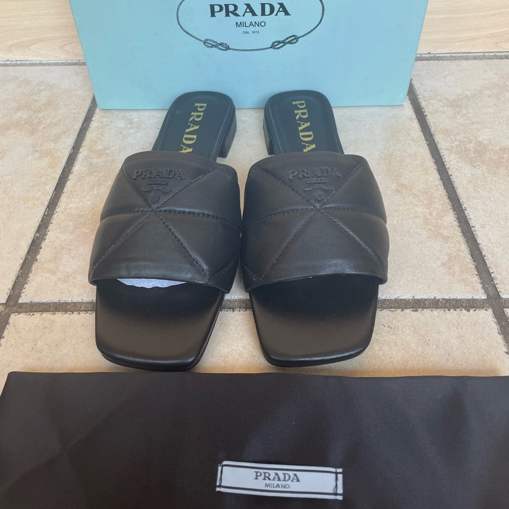 Leather Quilted Sandals